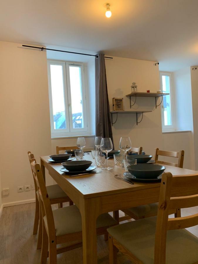 Appartement situé dans l'hyper-centre d'Auray Exterior foto